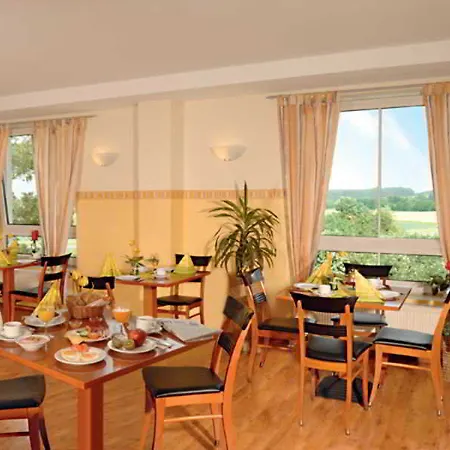Center Drive Hotel 3*